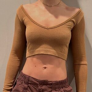Ribbed Off-Shoulder Crop Top in Camel Urban Outfitters